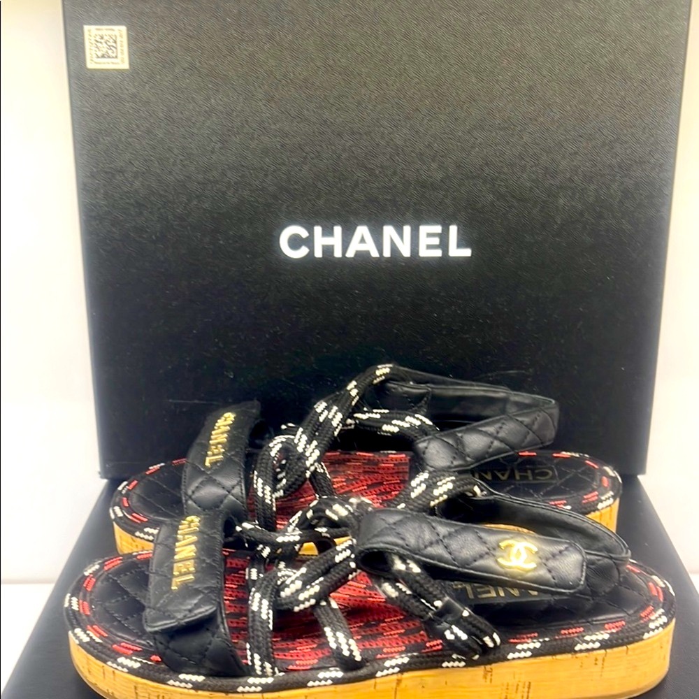 CHANEL Leather & Rope Dad Quilted Sandals Authentic - Picture 3 of 12